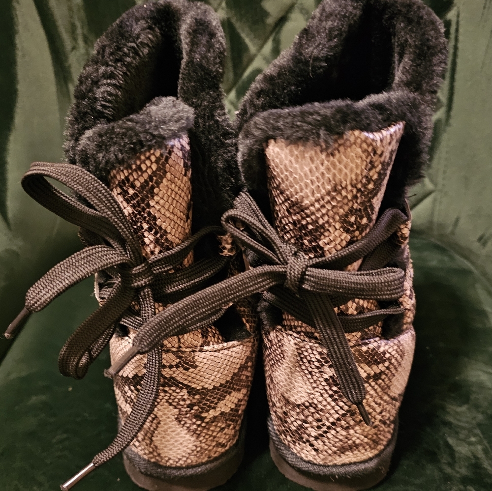 Snake Print Flat Booties - Picture 2 of 3